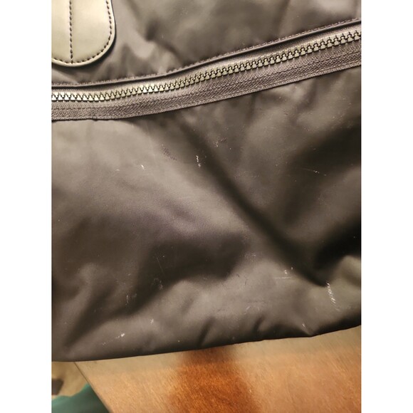 Lululemon Black Nylon & Mesh Large Travel or Gym Duffel Bag - Picture 2 of 12